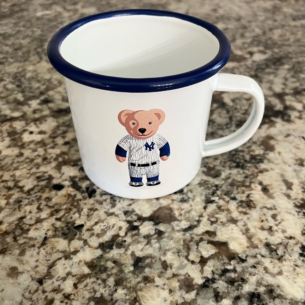 Yankees coffee mug